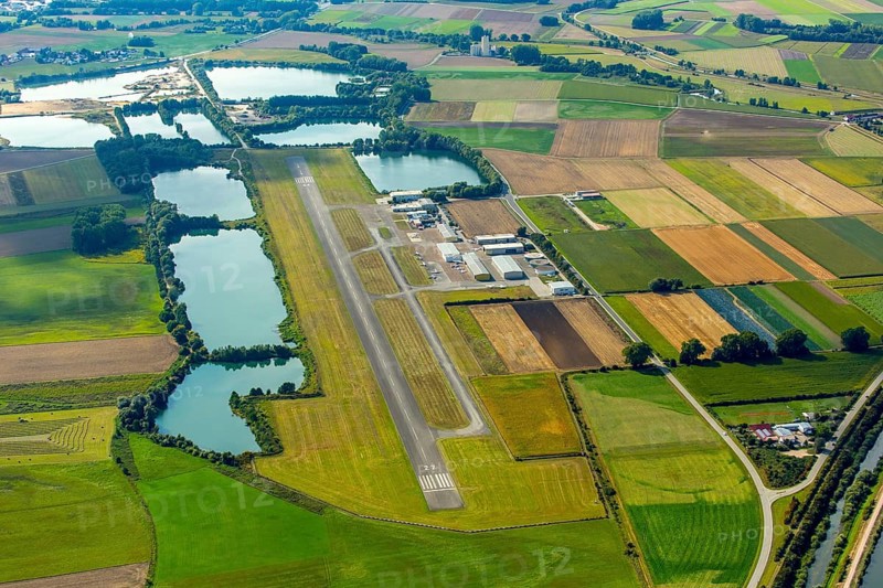 Straubing airfield, EDMS, Flugplatz Straubing-Wallmühle GmbH, commercial airfield, runway, runway, Straubing, East Bavaria, Bavaria, Germany, Europe, aerial photo, birds-eyes view, aerial photography, aerial photography, overview, overview, bird's eye view