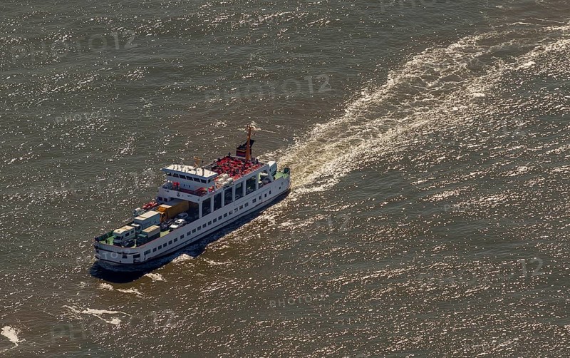 Ferry Frisia V between Harlingersiel and Norderney, Wadden Sea, aerial view, Norderney, North Sea, North Sea island, East Frisian Islands, Lower Saxony, Germany, Europe, birds-eyes view, aerial photography, aerial photography, overview, overview, bird's eye view