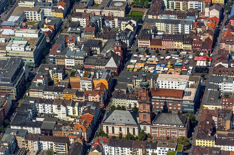Konkordienkirche Mannheim, in the background market square of Mannheim with former Mannheim town hall, St Sebastian's Church, fountain monument by Peter van den Branden, Mannheim, Baden-Württemberg, Germany, Europe, aerial view, birds-eyes view, aerial photograph, aerial photography, aerial photography, overview, bird's eye view