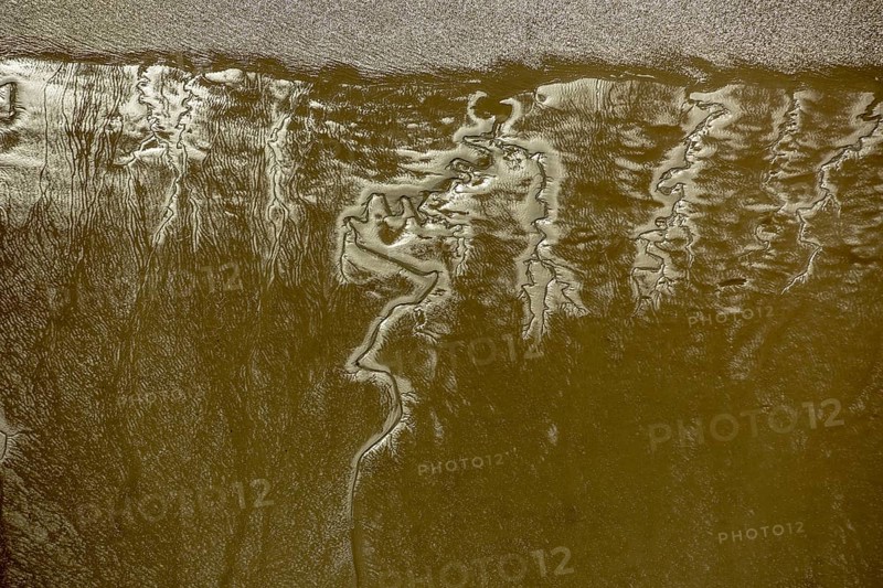 Elbe, tidal flats at low tide on an island in the Elbe near Wedel and Jork, Wedel, Lower Saxony, Germany, Jork, Free and Hanseatic City of Hamburg, Europe, aerial photograph, birds-eyes view, aerial photography, aerial photography, overview, bird's eye view