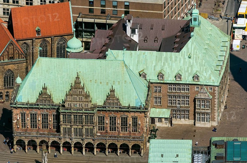 Bremen town hall, Bürgerschaft, green copper roof, city centre Bremen, city, aerial view, aerial photography of Bremen, Bremen, Germany, Europe, birds-eyes view, aerial photography, aerial photography, overview, overview, bird's eye view