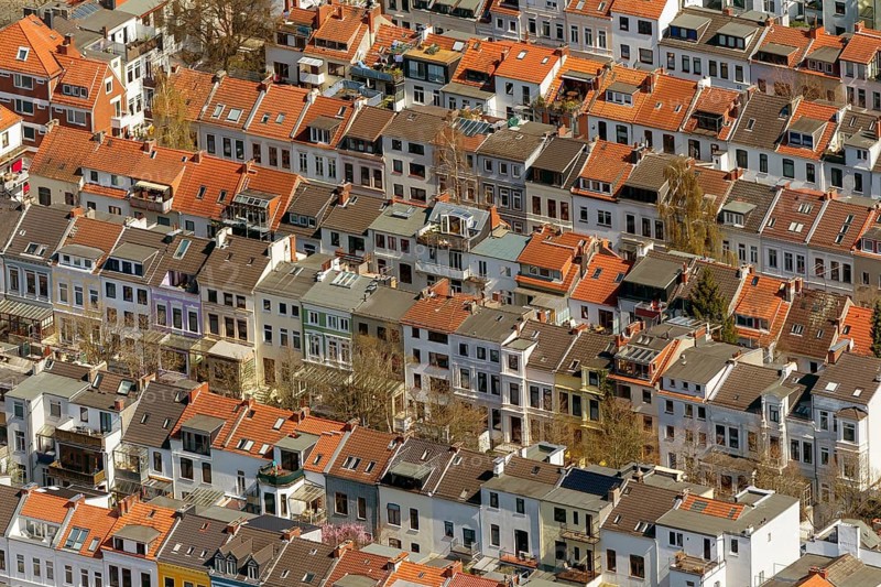 Rows of houses in the Findorff district, rented flats, multi-storey flats, red tiled roofs, attic flats, aerial view, aerial photographs of Bremen, Bremen, Germany, Europe, birds-eyes view, aerial photography, aerial photography, overview, bird's eye view