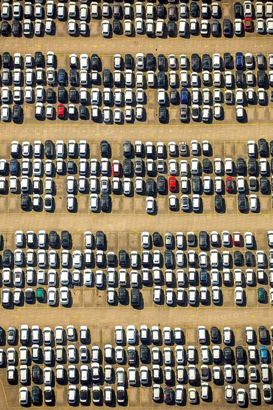 BLG AutoTerminal Hamburg, car loading in Hamburg harbour, car dump, Hamburg harbour, Elbe, Hamburg, Free and Hanseatic City of Hamburg, Germany, Europe, aerial view, birds-eyes view, aerial photography, aerial photography, overview, bird's eye view