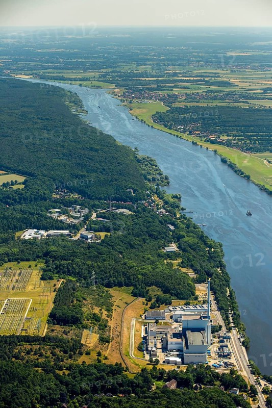 Geesthacht Energypark, Kernkraftwerk Krümmel GmbH, nuclear power plant on the Elbe, Geesthacht, Northern Germany, Schleswig-Holstein, Germany, Europe, aerial view, birds-eyes view, aerial photography, aerial photography, aerial photography, overview, bird's eye view