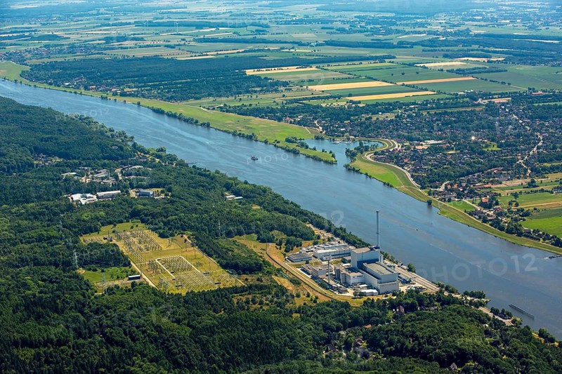 Geesthacht Energypark, Kernkraftwerk Krümmel GmbH, nuclear power plant on the Elbe, Geesthacht, Northern Germany, Schleswig-Holstein, Germany, Europe, aerial view, birds-eyes view, aerial photography, aerial photography, aerial photography, overview, bird's eye view
