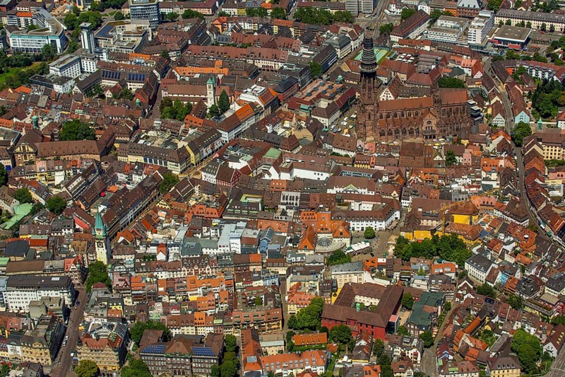Old town of Freiburg with Schwabentor, market place with Freiburg Minster, Freiburg im Breisgau, Breisgau, Baden-Württemberg, Germany, Europe, aerial view, birds-eyes view, aerial photography, aerial photography, overview, bird's-eye view, university city, trinational metropolitan region Upper Rhine