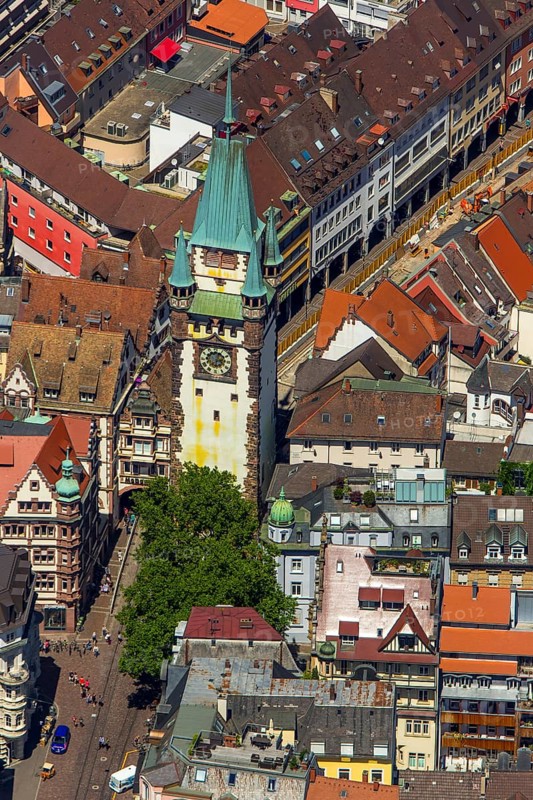 Old town of Freiburg with Schwabentor, Freiburg im Breisgau, Breisgau, Baden-Württemberg, Germany, Europe, aerial view, birds-eyes view, aerial photography, aerial photography, overview, bird's eye view, university city, trinational metropolitan region Upper Rhine
