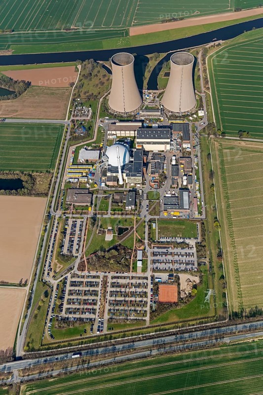 Nuclear power plant Grohnde, nuclear power plant, nuclear power plant on the Weser, cooling towers, pressurised water reactor of the company Siemens, KWG, aerial photograph, aerial photograph of Grohnde Emmerthal, Emmerthal, Lower Saxony, Germany, Europe, aerial photograph, birds-eyes view, aerial photograph, aerial photography, aerial photography, overview, bird's eye view