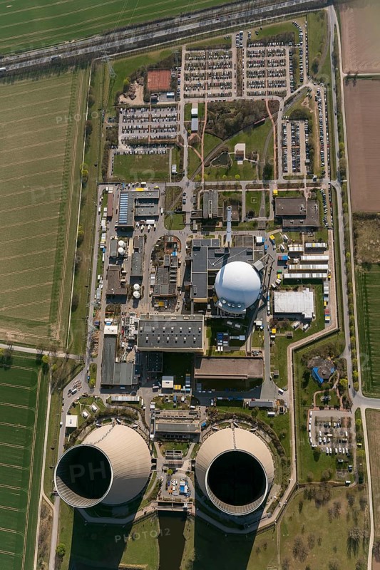 Nuclear power plant Grohnde, nuclear power plant, nuclear power plant on the Weser, cooling towers, pressurised water reactor of the company Siemens, KWG, aerial photograph, aerial photograph of Grohnde Emmerthal, Emmerthal, Lower Saxony, Germany, Europe, aerial photograph, birds-eyes view, aerial photograph, aerial photography, aerial photography, overview, bird's eye view