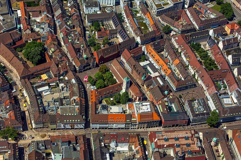 Freiburg im Breisgau, old town, Breisgau, Baden-Württemberg, Germany, Europe, aerial view, birds-eyes view, aerial photography, aerial photography, overview, bird's-eye view, university city, trinational metropolitan region Upper Rhine