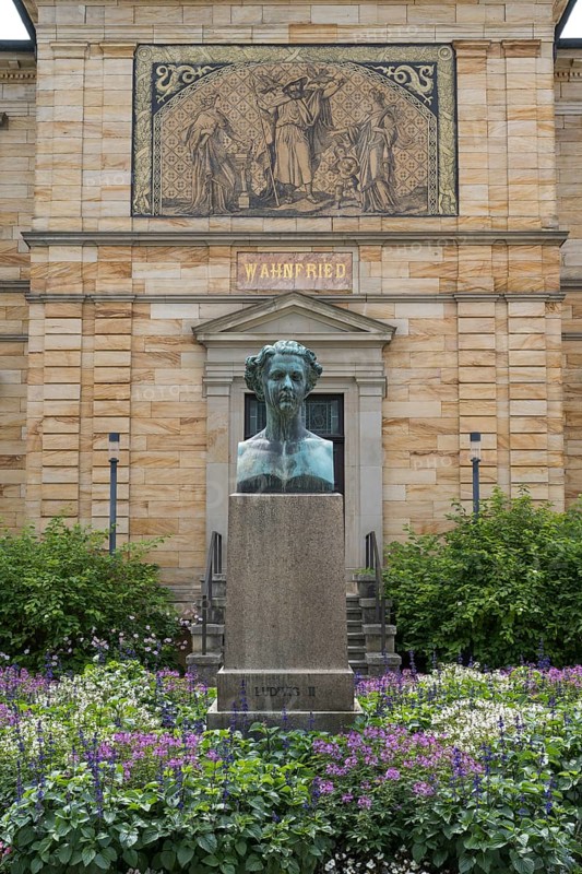 Wahnfried House, Richard Wagner Museum, in front of Ludwig II, Bust, Bayreuth, Upper Franconia, Franconia, Bavaria, Germany