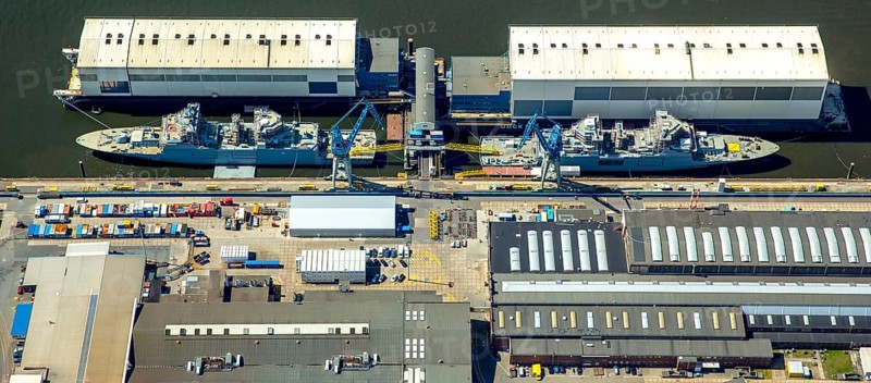 Warships in Hamburg harbour, Destroyer, Hamburg harbour, Elbe, Hamburg, Free and Hanseatic City of Hamburg, Germany, Europe, aerial view, birds-eyes view, aerial photography, aerial photography, overview, overview, bird's eye view
