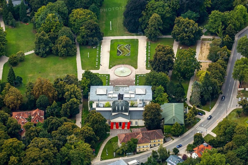 Hauskunst Kunsthaus Ostdeutsche Galerie Regensburg, Kunstforum Ostdeutsche Galerie Regensburg, Regensburg, independent city in Eastern Bavaria, Bavaria, Germany, Europe, aerial view, birds-eyes view, aerial photography, aerial photography, aerial photography, overview, bird's eye view