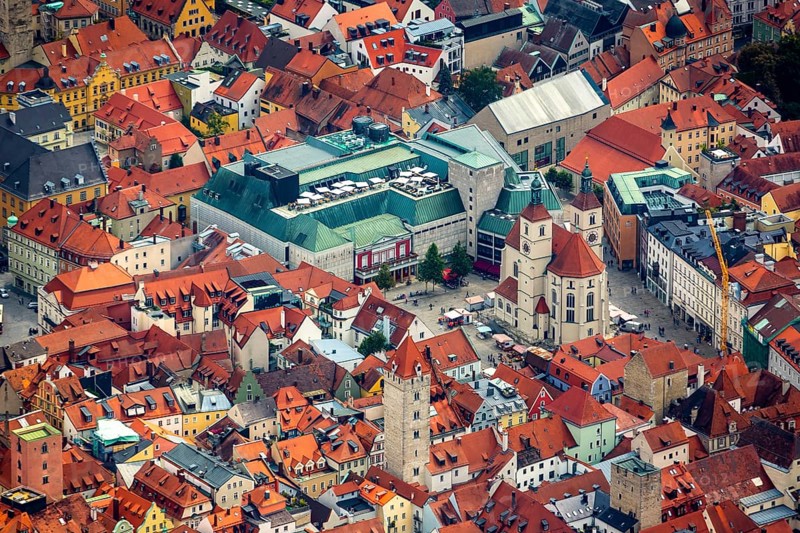 Church Neupfarrpplatz Regensburg with Kaufhof Galeria Neupfarrplatz, Regensburg, independent city in Eastern Bavaria, Bavaria, Germany, Europe, aerial view, birds-eyes view, aerial photography, aerial photography, overview, bird's eye view