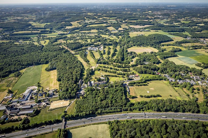 Aerial view, golf course Golfclub Felderbach Sprockhövel, Frielinghausen 1, Sprockhövel, Ruhr area, North Rhine-Westphalia, Germany, motorway A46, DE, Ennepe-Ruhr-Kreis, Europe, distant view, golf, golf course, golf club, golf course, aerial view, aerial photography, aerial photography, sports, overview, bird's-eye view, overview