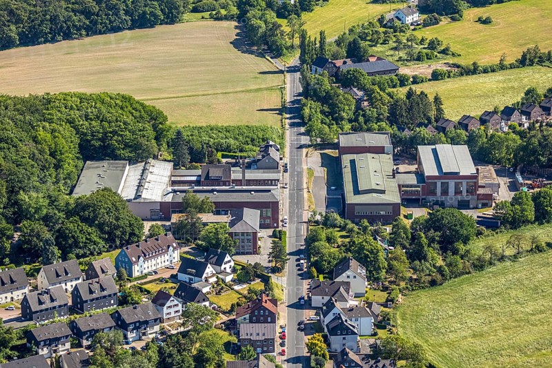 Aerial photo, ALLDOCK GmbH, Wuppertaler Straße, commercial area, Niedersprockhövel, Sprockhövel, Ruhr area, North Rhine-Westphalia, Germany, DE, Ennepe-Ruhr-Kreis, Europe, commercial enterprises, commercial location, commercial use, industrial area, industrial location, aerial photo, aerial photography, aerial photography, overview, bird's-eye view, bird's-eye view, overview