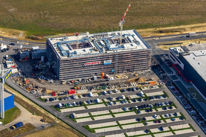 Aerial view, new Woolworth headquarters and logistics centre, Unna Kamen industrial estate, Unna-Königsborn, Kamen city limits, Südkamen, Kamen, Ruhr area, North Rhine-Westphalia, Germany, DE, Europe, commercial enterprises, commercial area, commercial park, commercial location, commercial use, freight traffic, industrial area, industrial location, logistics, logistics centre, aerial photograph, aerial photography, aerial photography, overview, bird's eye view, bird's eye view, overview