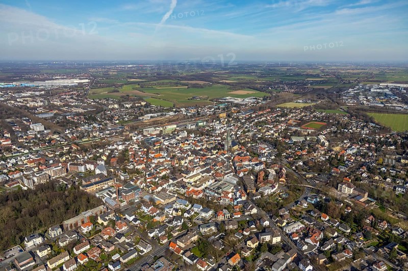 Aerial view, city view, old town, redevelopment evang. town church, church square, Unna, Ruhr area, North Rhine-Westphalia, Germany, City, DE, Europe, distant view, property tax, real estate, aerial view, aerial photography, aerial photography, overview, bird's-eye view, residential area, living and working, living and life, residential area, residential buildings, residential quality, residential neighbourhood, housing estate, birds-eyes view, overview