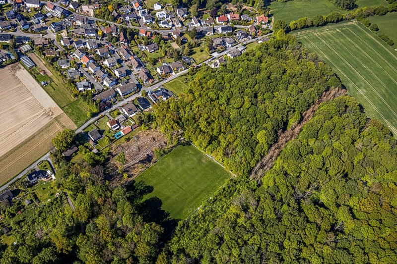 Aerial view, sports field SV Blau-Rot Billmerich e.V., forest deforestation, Unna, Ruhr area, North Rhine-Westphalia, Germany, DE, Europe, football field, football club, aerial view, aerial photography, aerial photography, sports facilities, sports field, sports facility, overview, bird's eye view, forest area, birds-eyes view, overview