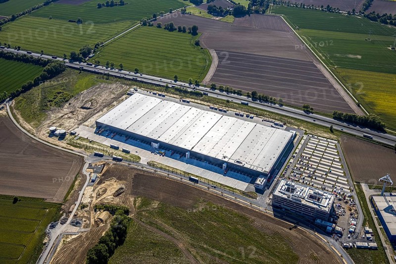 Aerial view, new Woolworth headquarters and logistics centre, Unna Kamen industrial estate, Unna, Ruhr area, North Rhine-Westphalia, Germany, A1 motorway, DE, Europe, commercial enterprises, commercial area, industrial estate, business park, commercial location, commercial use, freight traffic, industrial area, industrial location, logistics, logistics centre, aerial view, aerial photography, aerial photography, overview, bird's-eye view, overview