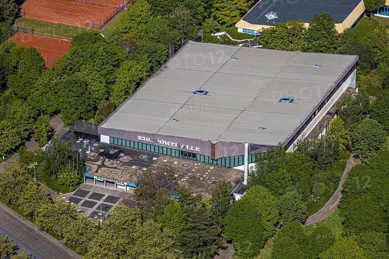 Aerial view, ice rink Unna, swimming rink Unna, Unna, Ruhr area, North Rhine-Westphalia, Germany, DE, ice sports, Europe, aerial view, aerial photography, aerial photography, swimming, sports, overview, bird's eye view, birds-eyes view, overview