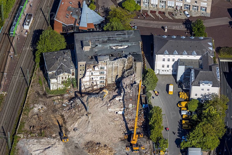 Aerial view, Bremme mill demolition for new building construction site shopping centre, Unna, Ruhr area, North Rhine-Westphalia, Germany, demolition, demolition work, Bahnhofstrasse, construction work, construction area, building site, building plots, construction project, construction site, DE, development, Europe, capacity requirement, aerial photograph, aerial photography, aerial photography, new building, sight, overview, bird's-eye view, overview, dilapidated, destroyed building