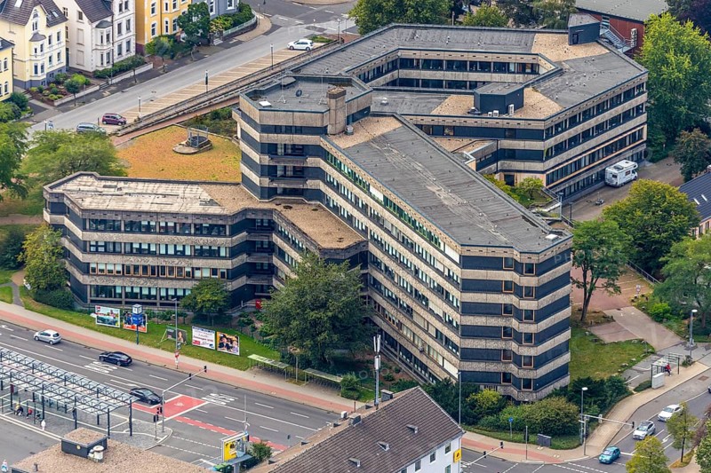 Aerial view, district court, tax office, Velbert, Ruhr area, North Rhine-Westphalia, Germany, authority, DE, Europe, aerial photography, aerial photography, aerial photography, Nedderstraße, overview, bird's-eye view, birds-eyes view, onlyVelbert, overview, Velbert-Mitte