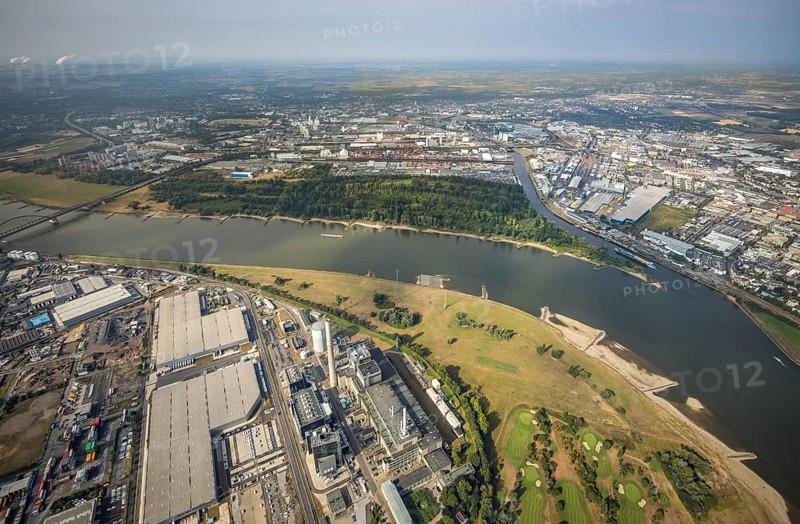 Aerial photo, harbour area, harbour facilities, Obererft, Neuss, city limits Düsseldorf, Rhineland, North Rhine-Westphalia, Germany, DE, Europe, birds-eyes view, aerial photo, aerial photography, aerial photography, overview, bird's eye view, harbour operating company, Neuss-Düsseldorfer Häfen GmbH & Co. KG, Contargo Neuss GmbH, Spedition Ansorge GmbH & Co. KG, Tanquid GmbH & Co. KG Tanklager Neuss I, Neuss customs office, Rhine, car transport, car loading, cargo ships, Neuss port, port of Neuss, port of Neuss, Rhine port, inland port, port facility, inland shipping