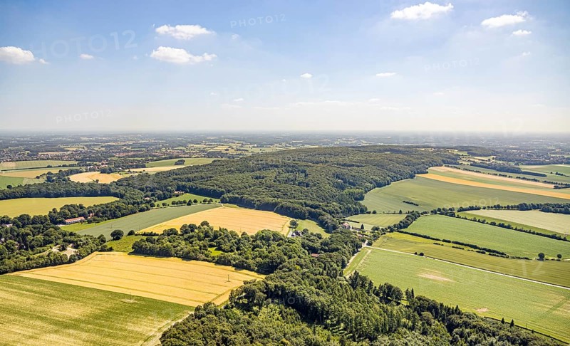 Aerial view, Baumberge forest reserve, Hotel Steverburg, meadows and fields, Nottuln, Münsterland, North Rhine-Westphalia, Germany, DE, Europe, distant view, gastronomy, hotel, hotel facilities, hotel business, state road L874, agricultural fields, aerial view, aerial photography, aerial photography, nature reserve, plots, castle, overview, bird's eye view, forest, birds-eyes view, landw, overview