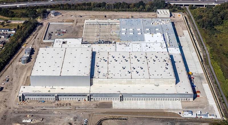 Aerial view, new access road, Oberhausen-Waldteich new EDEKA logistics centre for the Rhine-Ruhr region, Sterkrade, Oberhausen, Ruhr area, North Rhine-Westphalia, Germany, DE, Europe, birds-eyes view, aerial photograph, aerial photography, aerial photography, overview, overview, bird's eye view, Bremer AG, Duisburger Hafen AG, RAG Immobilien GmbH the joint venture logport ruhr GmbH