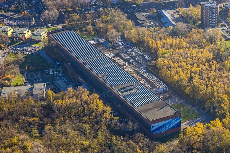 Aerial view, Walzen-Service-Center GmbH, Bermensfeld, Oberhausen, Ruhr area, North Rhine-Westphalia, Germany, DE, Essener Straße, Europe, commercial enterprises, commercial area, commercial park, commercial location, commercial use, industrial area, industrial building, industrial location, aerial photograph, aerial photography, aerial photography, photovoltaics, photovoltaic system, solar, solar system, solar energy, solar energy, overview, bird's-eye view, birds-eyes view, overview