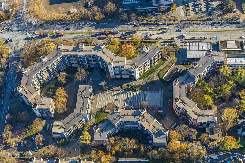 Aerial view, City-West new home, high-rise buildings Bebelstraße, Oberhausen, Ruhr area, North Rhine-Westphalia, Germany, DE, Europe, property tax, high-rise buildings, real estate, aerial view, aerial photography, aerial photography, overview, bird's-eye view, residential complex, living and living, residential area, residential buildings, residential park, residential quality, residential neighbourhood, housing estate, birds-eyes view, overview