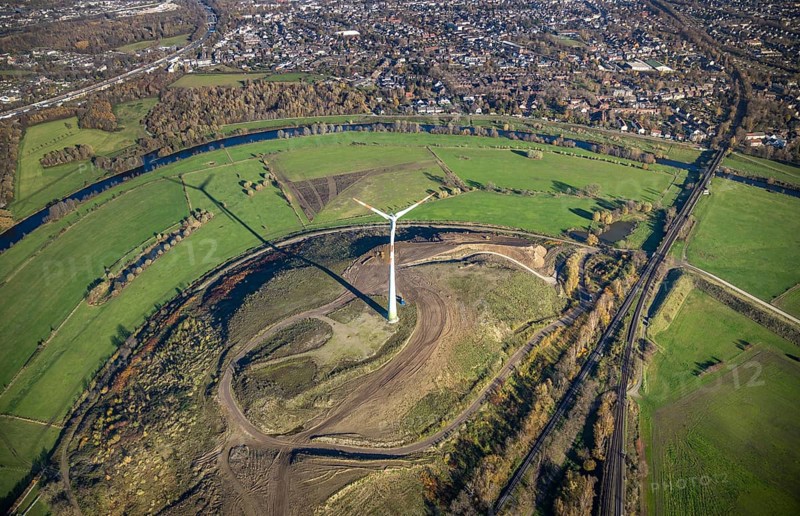 Aerial view, Styrumer Ruhrbogen, Ruhrwiesen, landfill Kolkerhofweg, city triangle Duisburg-Oberhausen-Mülheim, wind turbine, river Ruhr, Mülheim an der Ruhr, Ruhr area, North Rhine-Westphalia, Germany, bridge over the Ruhr, DE, railway bridge, Europe, distant view, flood, aerial view, aerial photography, aerial photography, Ruhr floodplain, Ruhr valley cycle path, Ruhr river bank, Speldorfer Straße, overview, bird's-eye view, wind energy, wind turbine, wind power, wind energy plant, wind turbines, birds-eyes view, overview, flooding