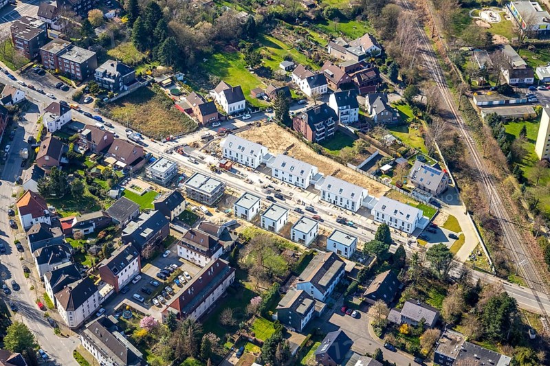 Aerial view, new development area Friedhofstrasse, Linksruhr, Mülheim an der Ruhr, Ruhr area, North Rhine-Westphalia, Germany, Mülheim, an, der, Ruhr, DE, Europe, birds-eyes, view, aerial photography, aerial photography, aerial photography, overview, overview, bird's eye view, residential, flat, houses, residential buildings, housing estate, settlement