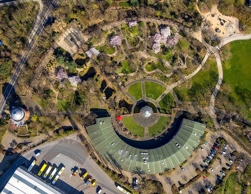 Aerial view, Park at Broich Castle, Alter Ringlokschuppen, cultural centre, playgrounds, Linksruhr, Mülheim an der Ruhr, Ruhr area, North Rhine-Westphalia, Germany, Mülheim, an, der, Ruhr, DE, Europe, birds-eyes, view, aerial photography, aerial photography, overview, overview, bird's eye view, leisure, recreation, green spaces, flowers, trees, playground, children, playing, events, culture, music, theatre, show