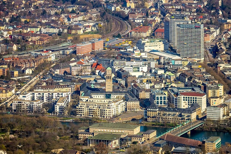 Aerial view, Ruhrbania in the city centre of Mülheim, Ruhr, Ruhr valley, town hall, Ruhrbaniabaufelder, Altstadt I, Mülheim an der Ruhr, Ruhr area, North Rhine-Westphalia, Germany, Mülheim, an, der, DE, Europe, birds-eyes, view, aerial photograph, aerial photography, aerial photography, overview, overview, bird's eye view, Ruhrbania, urban development, urban planning, river, restructuring, change