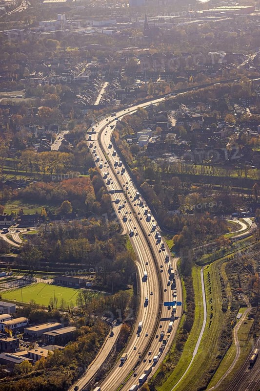 Aerial view, motorway A3, junction Oberhausen-Holten, Buschhausen, Oberhausen, Ruhr area, North Rhine-Westphalia, Germany, motorway junction, DE, Europe, backlight, aerial view, aerial photography, aerial photography, passenger traffic, road traffic, overview, traffic, traffic volume, bird's eye view, birds-eyes view, overview
