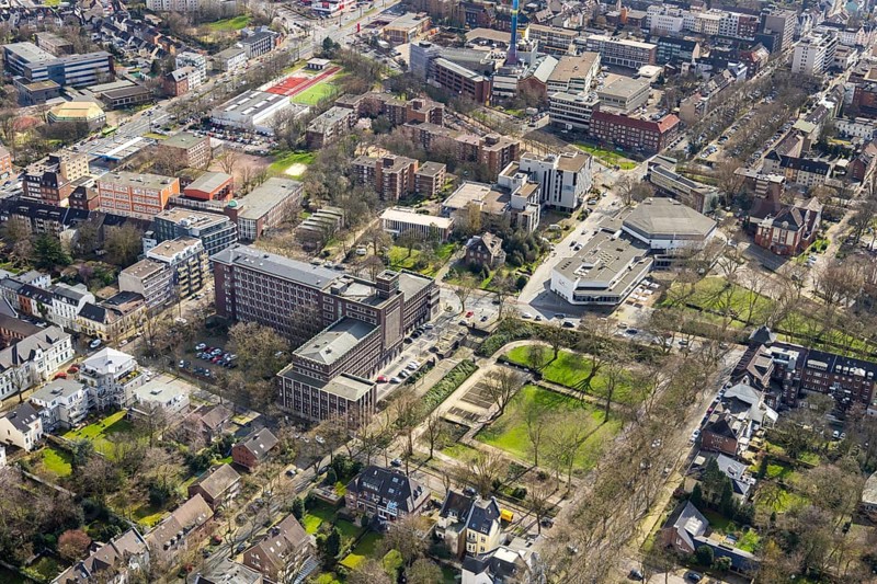 Aerial view, town hall Oberhausen, CongressCentrum Oberhausen, Luise-Albertz-Halle, Oberhausen, Ruhr area, North Rhine-Westphalia, Germany, DE, Düppelstraße, Europe, aerial view, aerial photography, aerial photography, Tagungs- und Veranstaltungszentrum Oberhausen GmbH, conference centre, overview, events, venue, event location, bird's eye view, birds-eyes view, overview