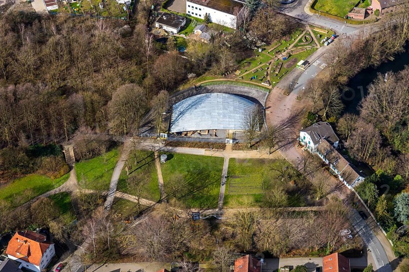 Aerial photograph, Industrial Archaeological Park St. Antony Hütte, covered excavation site, Osterfeld, Oberhausen, Ruhr area, North Rhine-Westphalia, Germany, Antoniestraße, archaeology, DE, Europe, industrial archaeology, cultural landscape, aerial photograph, aerial photography, aerial photography, museum, park, overview, bird's-eye view, former ironworks, overview