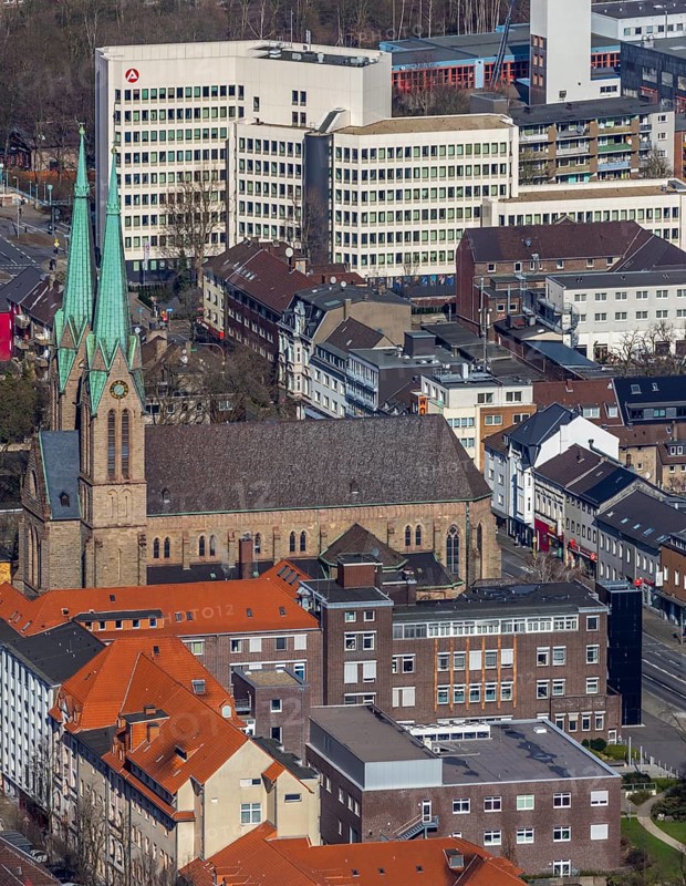 Aerial view, Catholic parish church St. Marien, employment agency and job centre Oberhausen, Oberhausen, Ruhr area, North Rhine-Westphalia, Germany, authority, DE, Europe, religious community, place of worship, church, parish, denomination, aerial photograph, aerial photography, aerial photography, Mülheimer Straße, religion, overview, bird's-eye view, overview