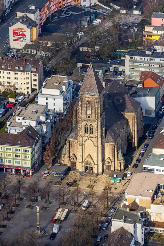 Aerial view, Catholic Church at Altmarkt, Altmarkt, Oberhausen, Ruhr area, North Rhine-Westphalia, Germany, DE, Europe, religious community, place of worship, church, parish, denomination, aerial photograph, aerial photography, aerial photography, religion, overview, bird's-eye view, overview