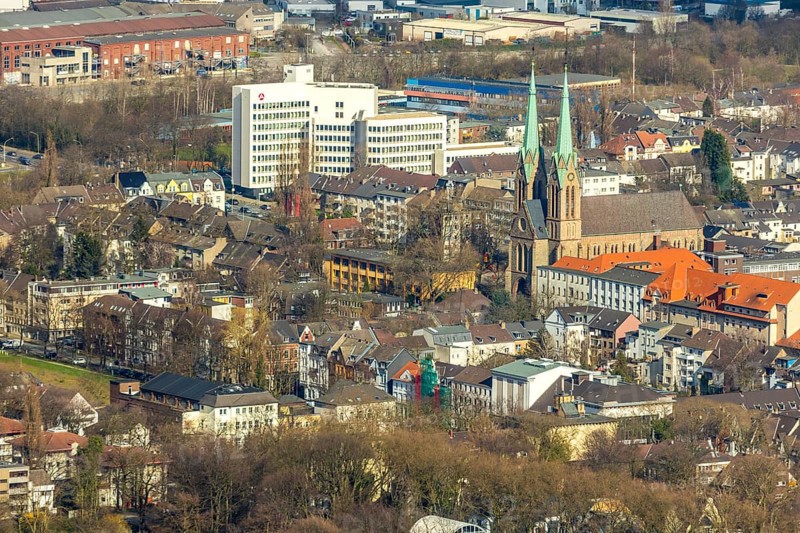 Aerial view, Catholic parish church St. Marien, employment agency and job centre Oberhausen, Oberhausen, Ruhr area, North Rhine-Westphalia, Germany, authority, DE, Europe, religious community, place of worship, church, parish, denomination, aerial photograph, aerial photography, aerial photography, Mülheimer Straße, religion, overview, bird's-eye view, overview