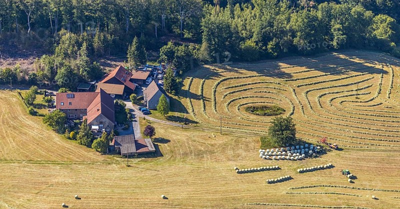 Aerial view, Agricultural area, Farm Auf der Niedergethe, Hiddinghauser Straße, Niedersprockhövel, Sprockhövel, Ruhr area, North Rhine-Westphalia, Germany, Farm, DE, Ennepe-Ruhr-Kreis, Europe, Shapes and colours, Agriculture, Agricultural fields, Agricultural business, Farming business, Aerial view, Aerial photography, Aerial photography, Overview, Bird's-eye view, Meadows and fields, birds-eyes view, overview, Harvest, Mowing, Hay harvest, Silage, Plastic silage