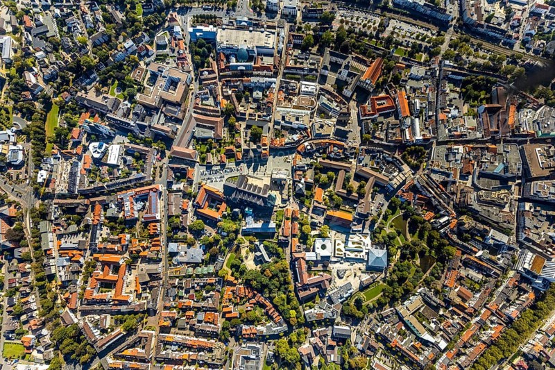 Aerial view, Paderborn Cathedral, local view, old town, Paderborn, East Westphalia-Lippe, OWL, North Rhine-Westphalia, Germany, place of worship, DE, cathedral, Paderborn Cathedral, cathedral square, Archdiocese of Paderborn, Europe, religious community, place of worship, property tax, holy site, High Cathedral St. Maria St. Liborius St. Kilian, real estate, cathedral, cathedral church, parish, denomination, aerial view, aerial photography, aerial photography, OWL book, OWL book, East Westphalia, religion, religious site, overview, bird's-eye view, landmark, residential complex, living and life, residential area, residential buildings, residential quality, residential neighbourhood, housing estate, birds-eyes view, historical, historical landmark, overview