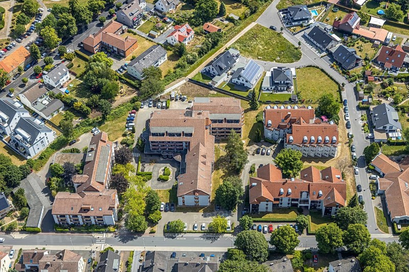 Aerial view, Westuffler Weg, Haus Amadeus retirement home, Haus Mozart, Werl, Soester Börde, North Rhine-Westphalia, Germany