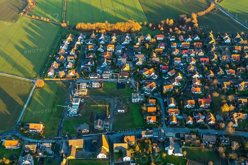 Aerial view, residential area Schlesienstraße Mönigstraße, roundabout Vincenz-Frigger-Straße, construction site new residential buildings, Werl, North Rhine-Westphalia, Germany