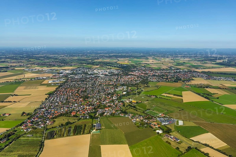 Aerial view, town view, Salzkotten, OWL, Ostwestfalen-Lippe, East Westphalia, North Rhine-Westphalia, Germany, DE, Europe, distant view, Klingelstrasse, aerial view, aerial photography, aerial photography, OWL book, OWL book, townscape, urban area, overview, bird's eye view, meadows and fields, birds-eyes view, overview