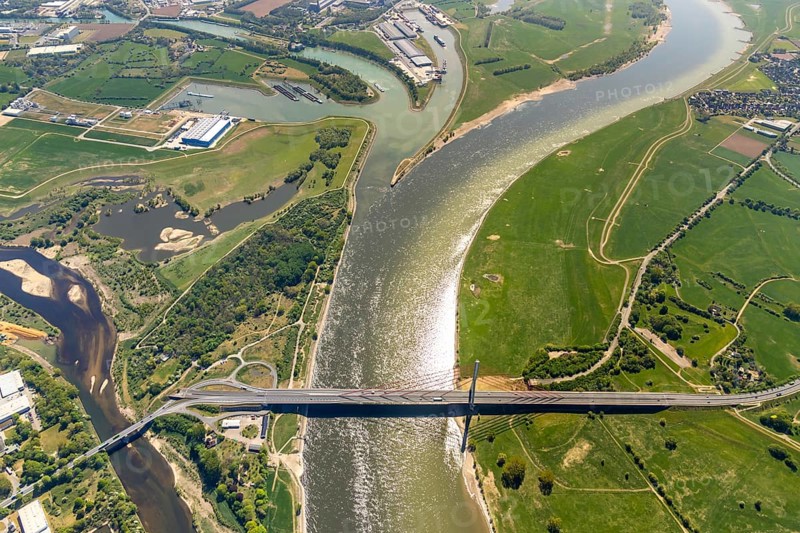 Aerial view, new mouth of the river Lippe near Wesel, Rhine, Rhine harbour, federal road connection B8 and B58, Wesel, Lower Rhine, Ruhr area, North Rhine-Westphalia, Germany