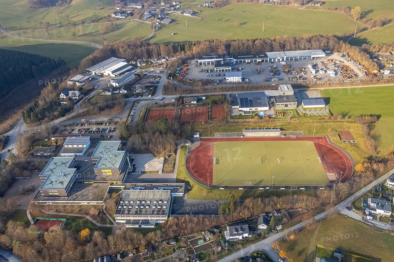 Aerial view, Obringhauser Straße school centre, municipal grammar school, sports field, Sauerland leisure world, Wormbach, Schmallenberg, Sauerland, North Rhine-Westphalia, Germany, Auf dem Loh, education, educational institution, DE, Europe, football pitch, football stadium, grammar school, teaching institute, aerial view, aerial photography, aerial photography, Obringhauser Straße, photovoltaic, photovoltaic system, school, solar, solar system, solar energy, solar energy, sports, sports facilities, sports facility, stadium, tennis, tennis facility, tennis courts, overview, bird's-eye view, birds-eyes view, maschinen und technik Sauerland GmbH, overview