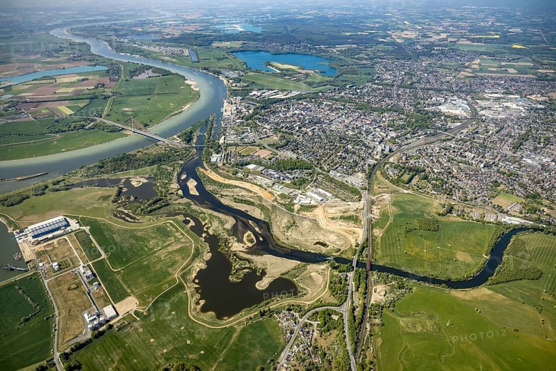 Aerial view, new mouth of the river Lippe near Wesel, Rhine, Rhine harbour, federal road connection B8 and B58, Wesel, Lower Rhine, Ruhr area, North Rhine-Westphalia, Germany